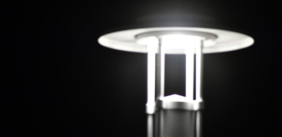 Photo mushroom-shaped lampshade floor lamp