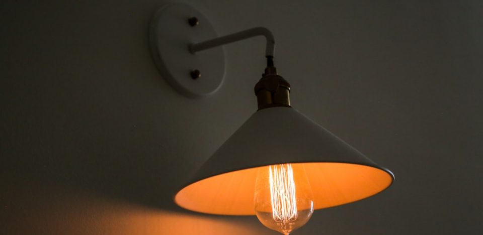 Photo minimalist wall sconce